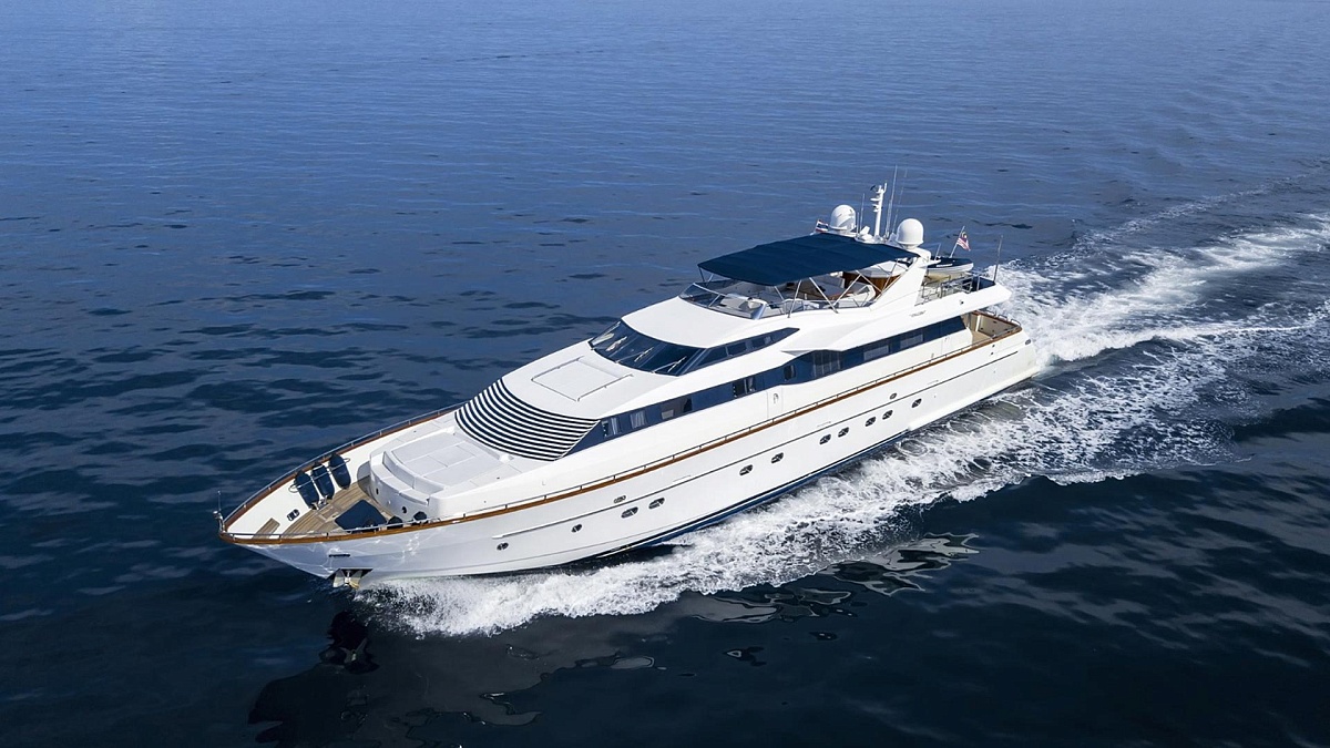 Аренда моторной яхты Falcon 106 Demarest на Пхукете - Таиланд